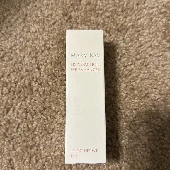 Mary Kay Bundle: - Picture 10 of 12